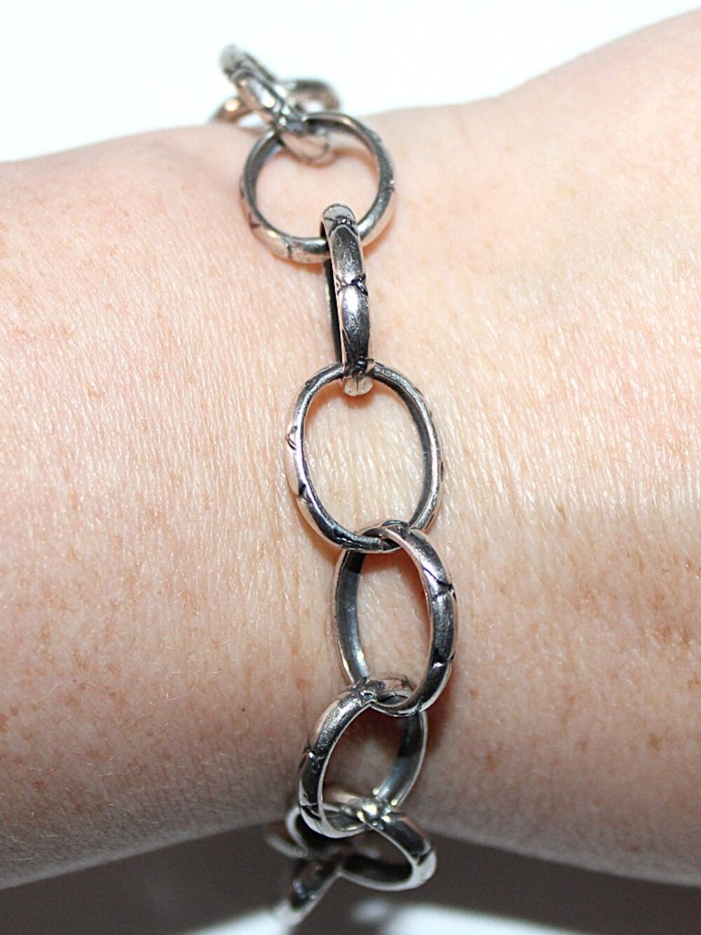 Sterling Silver Pebble Textured Oval Link Bracelet 24 Grams 7.5 Inches